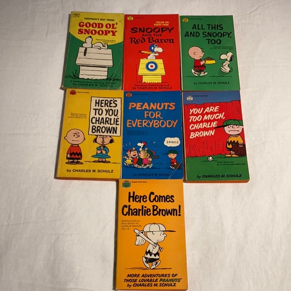 Charles M Schulz peanuts snoopy collectible softcover books - Picture 3 of 17